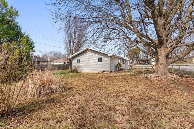 647 N Dana Avenue, Republic, MO 65738