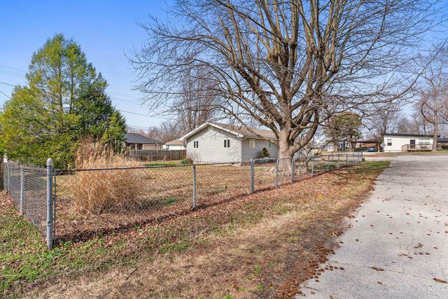 647 N Dana Avenue, Republic, MO 65738