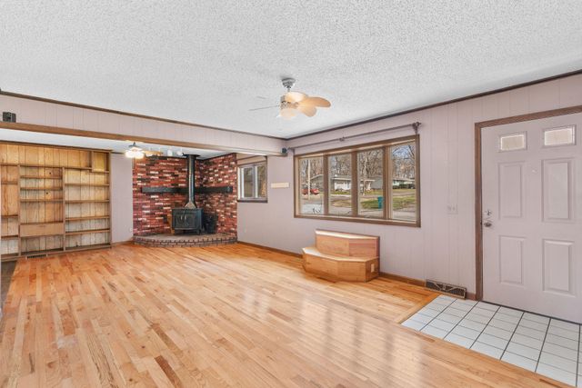 647 N Dana Avenue, Republic, MO 65738