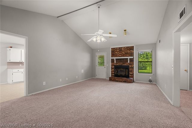 3127 Blake Road, Van Buren, AR 72956