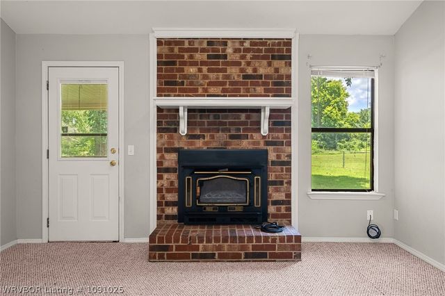 3127 Blake Road, Van Buren, AR 72956