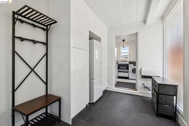 255 Stanford Ave, Kensington, CA 94708