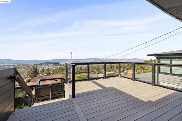 255 Stanford Ave, Kensington, CA 94708