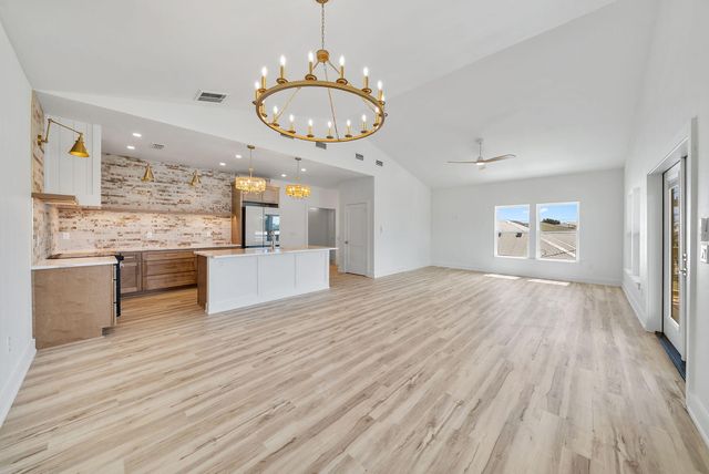 310 Benicia Place, Panama City Beach, FL 32413