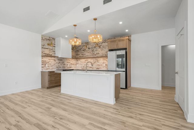 310 Benicia Place, Panama City Beach, FL 32413