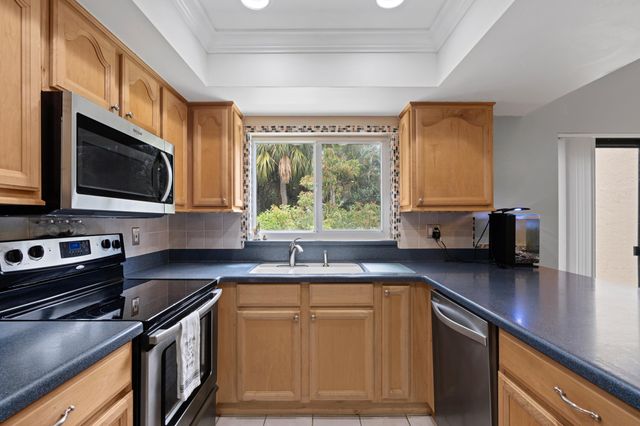 3130 KINGSWOOD Terrace, Boca Raton, FL 33431