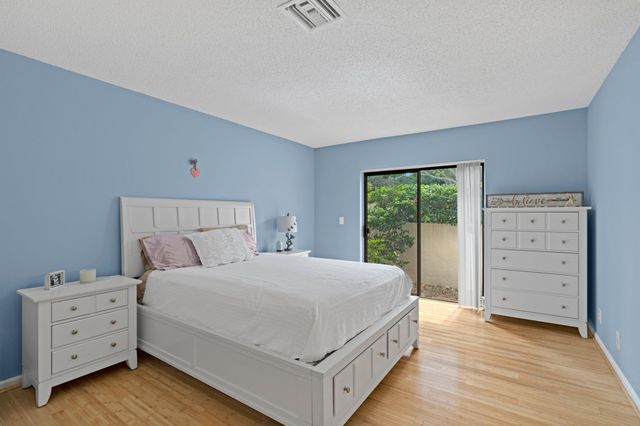 3130 KINGSWOOD Terrace, Boca Raton, FL 33431