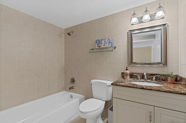 3130 KINGSWOOD Terrace, Boca Raton, FL 33431