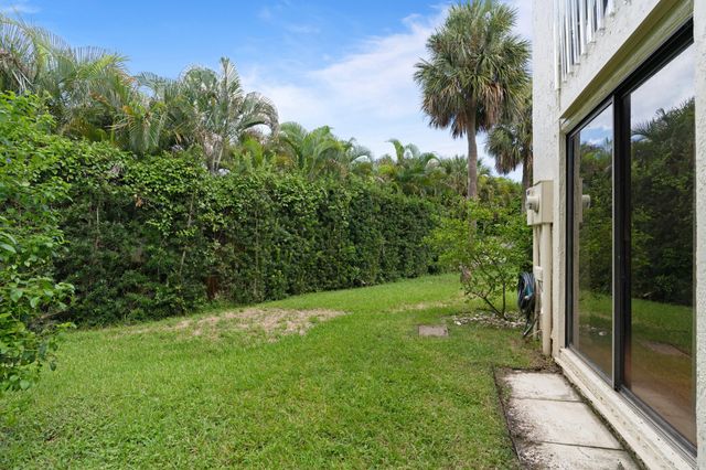 3130 KINGSWOOD Terrace, Boca Raton, FL 33431