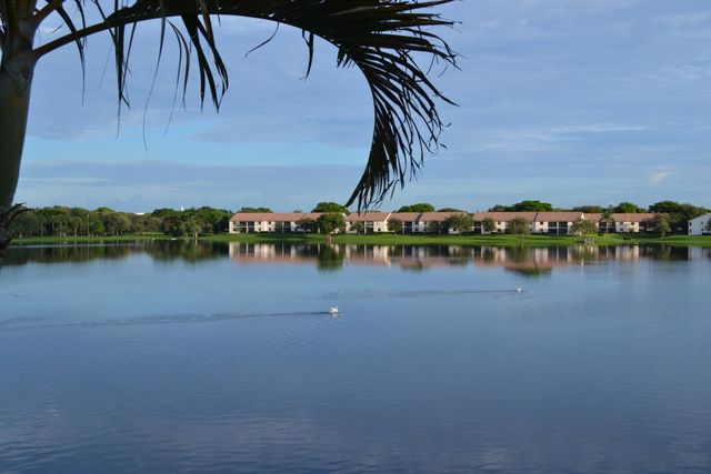 3130 KINGSWOOD Terrace, Boca Raton, FL 33431