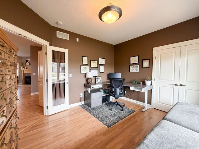4101 Stone Point Drive NE, Rochester, MN 55906