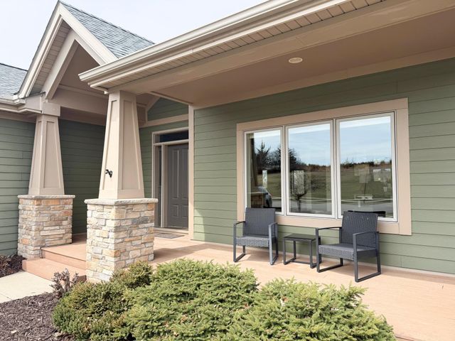 4101 Stone Point Drive NE, Rochester, MN 55906