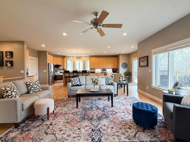 4101 Stone Point Drive NE, Rochester, MN 55906