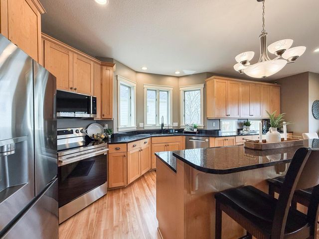 4101 Stone Point Drive NE, Rochester, MN 55906
