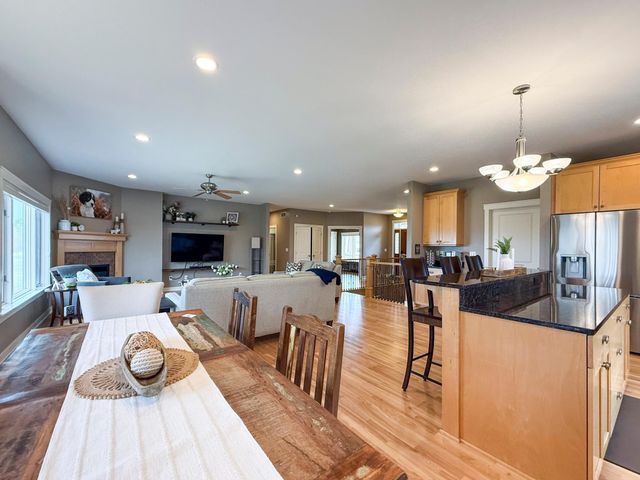4101 Stone Point Drive NE, Rochester, MN 55906