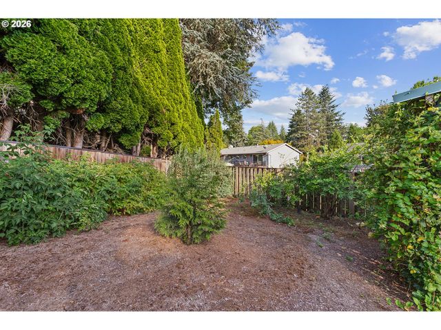 2571 TROY Ct, West Linn, OR 97068