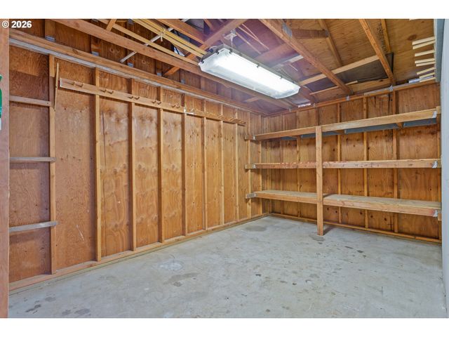 2571 TROY Ct, West Linn, OR 97068