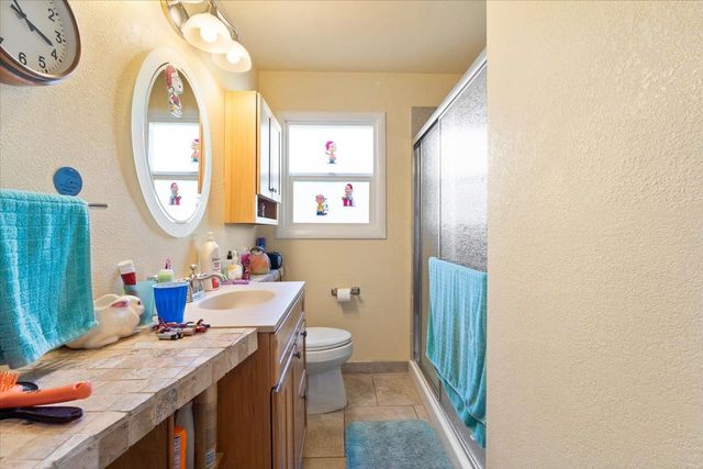 1405 63rd St, Sacramento, CA 95819