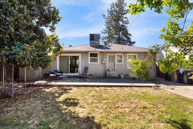 1405 63rd St, Sacramento, CA 95819
