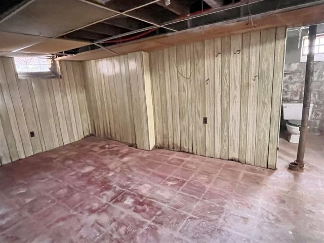 9909 Coyle Street, Detroit, MI 48227