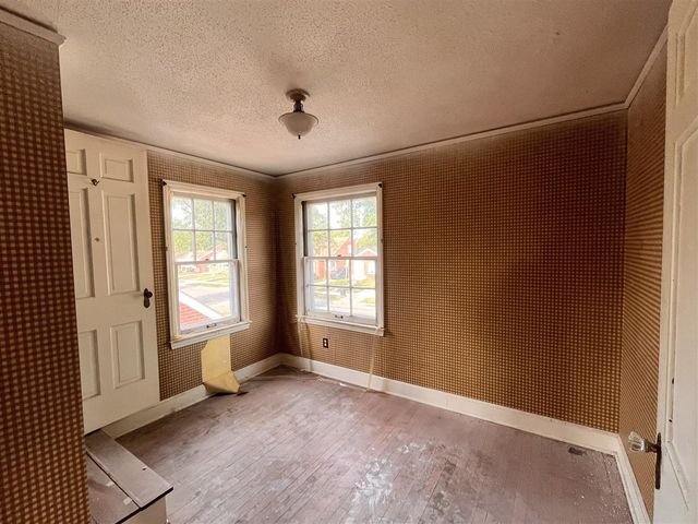 9909 Coyle Street, Detroit, MI 48227