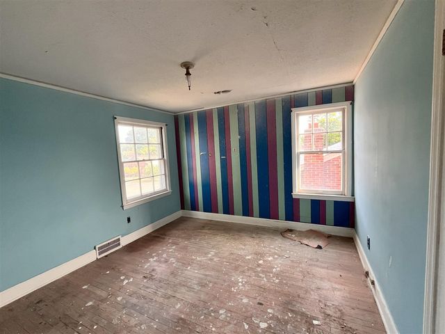 9909 Coyle Street, Detroit, MI 48227