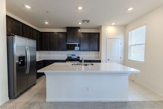 100 Hornbeck Lane, Las Vegas, NV 89138