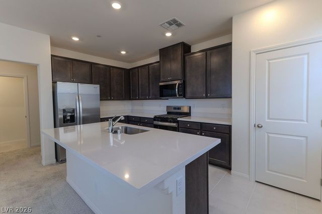100 Hornbeck Lane, Las Vegas, NV 89138