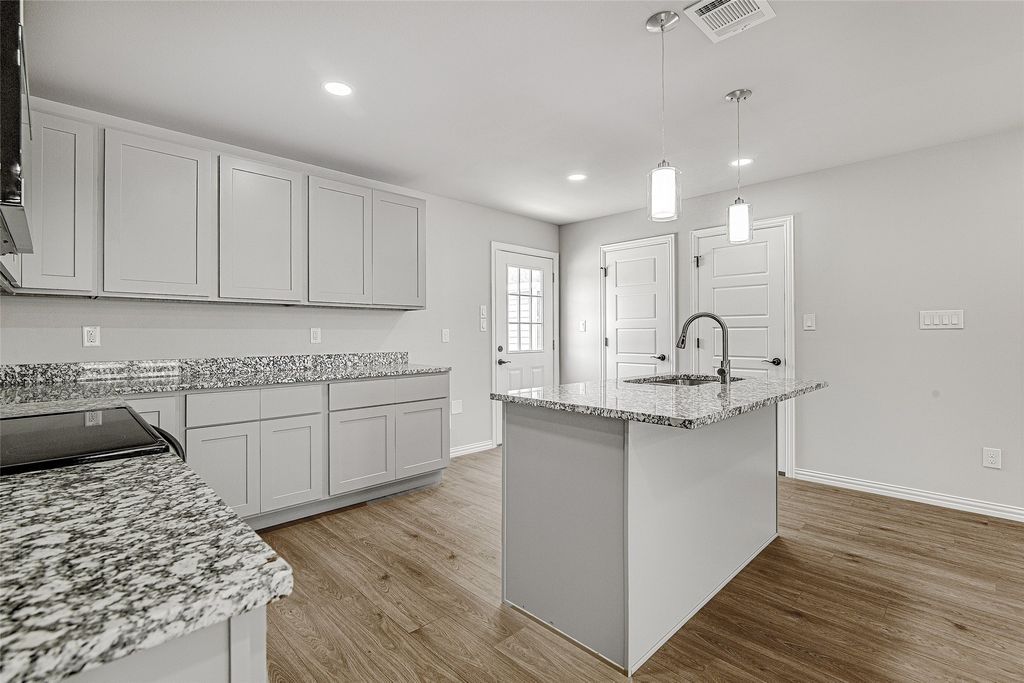 5836 Eastland Street, Fort Worth, TX 76119 — photo 5