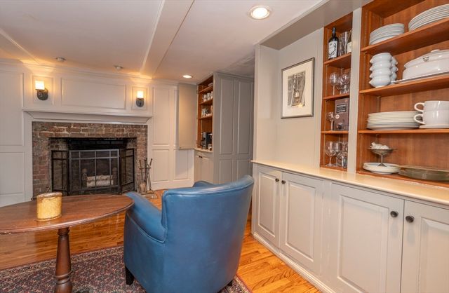 64 Prospect St, Newburyport, MA 01950