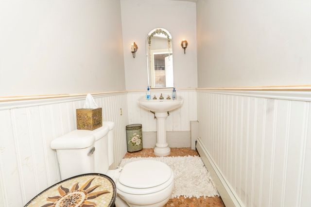 64 Prospect St, Newburyport, MA 01950