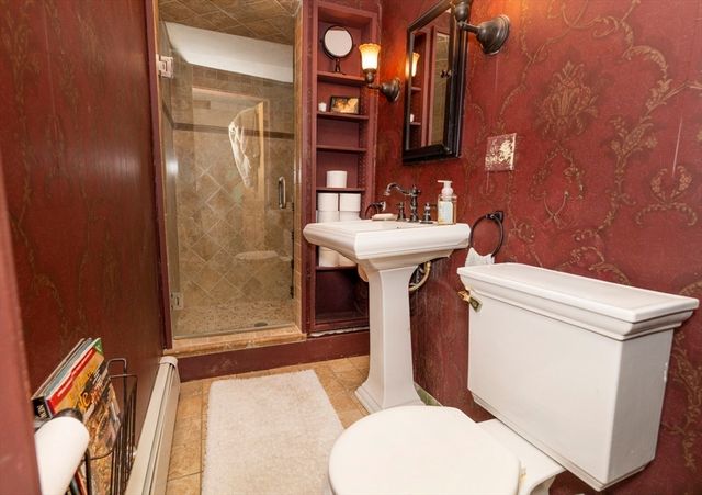 64 Prospect St, Newburyport, MA 01950