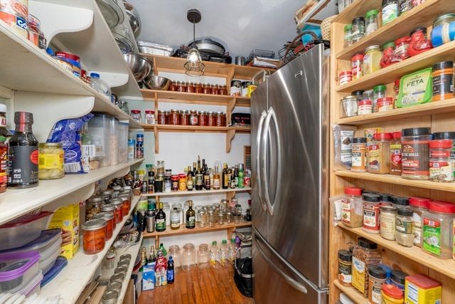 64 Prospect St, Newburyport, MA 01950