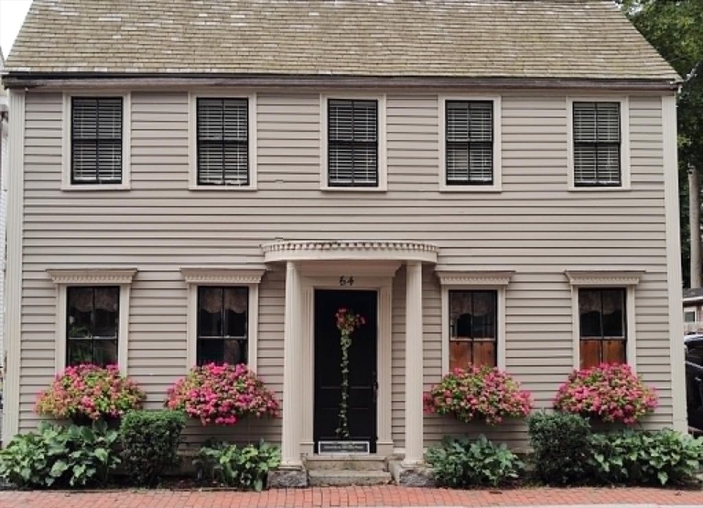 64 Prospect St, Newburyport, MA 01950