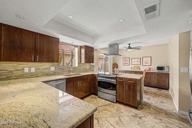 25662 S BRENTWOOD Drive, Sun Lakes, AZ 85248