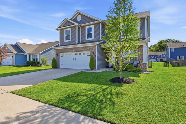 211 Thistlewood Drive, Greenfield, IN 46140