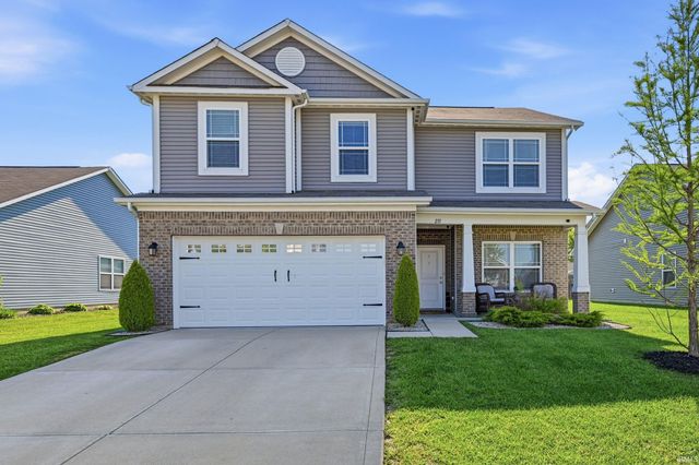 211 Thistlewood Drive, Greenfield, IN 46140