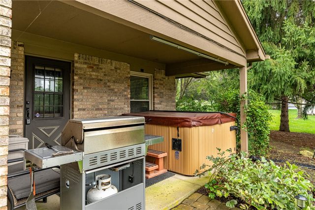 10231 Simms Station Road, Washington Twp, OH 45458