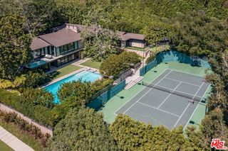 400 Toyopa Drive, Pacific Palisades, CA 90272