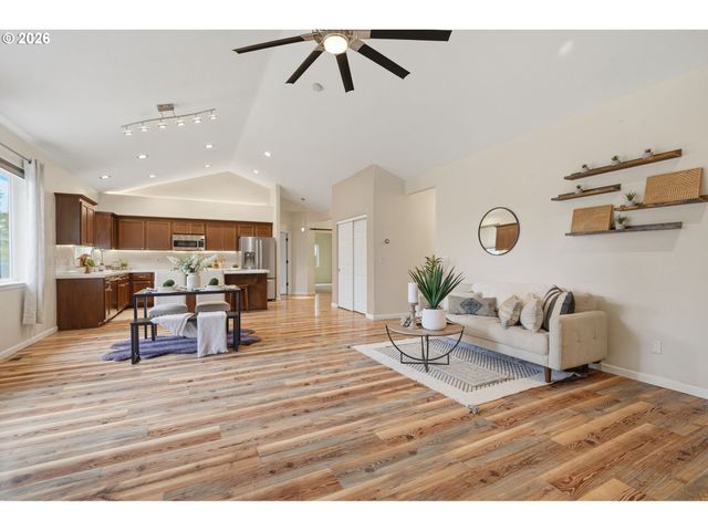 288 Se 37TH Ave, Hillsboro, OR 97123