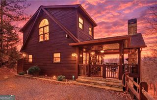 97 Fox Mountain Crossing Road, Blue Ridge, GA 30513