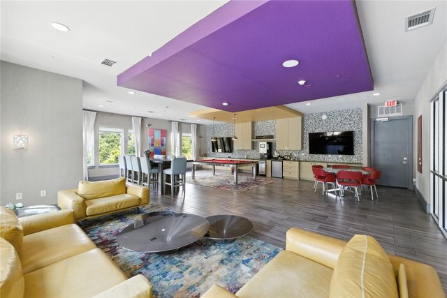 1900 Barton Springs RD 2003, Austin, TX 78704
