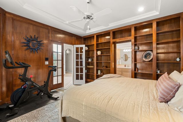 9909 Barrinson NE, Albuquerque, NM 87111