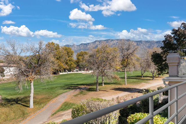 9909 Barrinson NE, Albuquerque, NM 87111