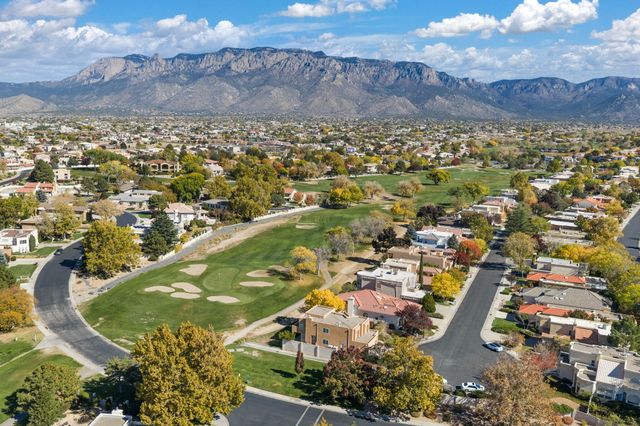 9909 Barrinson NE, Albuquerque, NM 87111