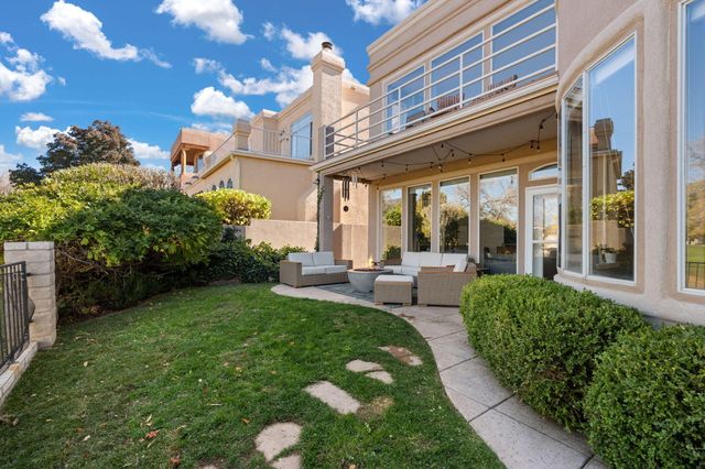 9909 Barrinson NE, Albuquerque, NM 87111