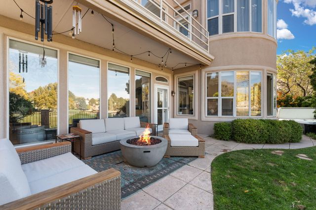 9909 Barrinson NE, Albuquerque, NM 87111