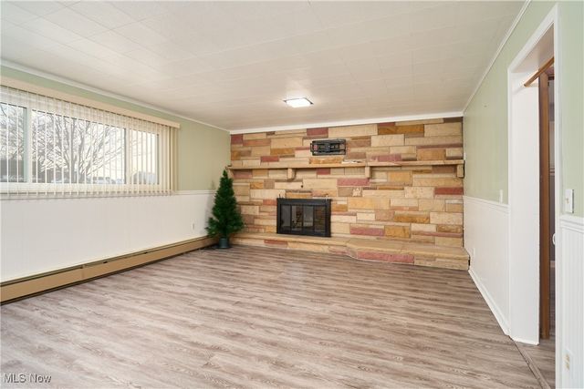 5220 Center Road, Brunswick Hills, OH 44212