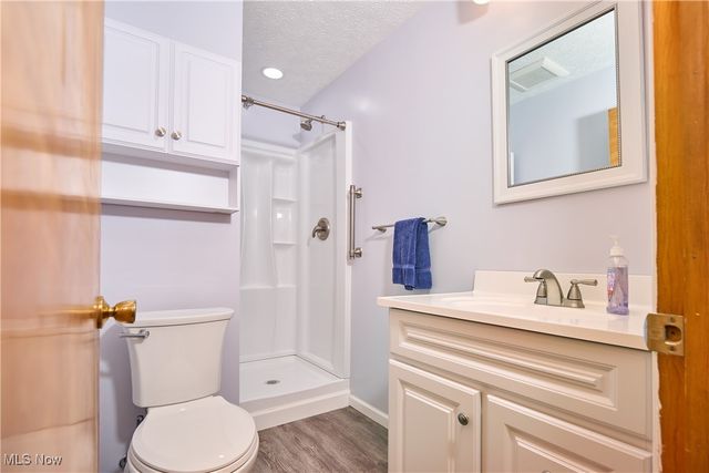 5220 Center Road, Brunswick Hills, OH 44212