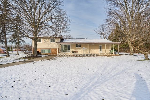 5220 Center Road, Brunswick Hills, OH 44212